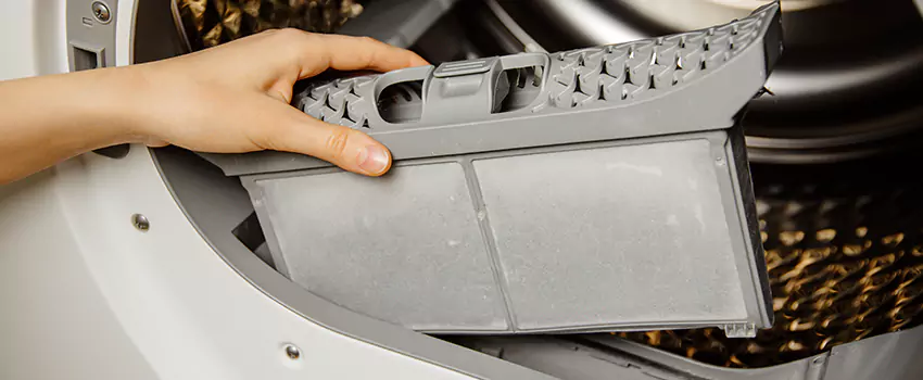 Signs Of A Clogged Dryer Lint Trap in Marlborough, Massachusetts